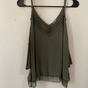 Cutout sleeve top